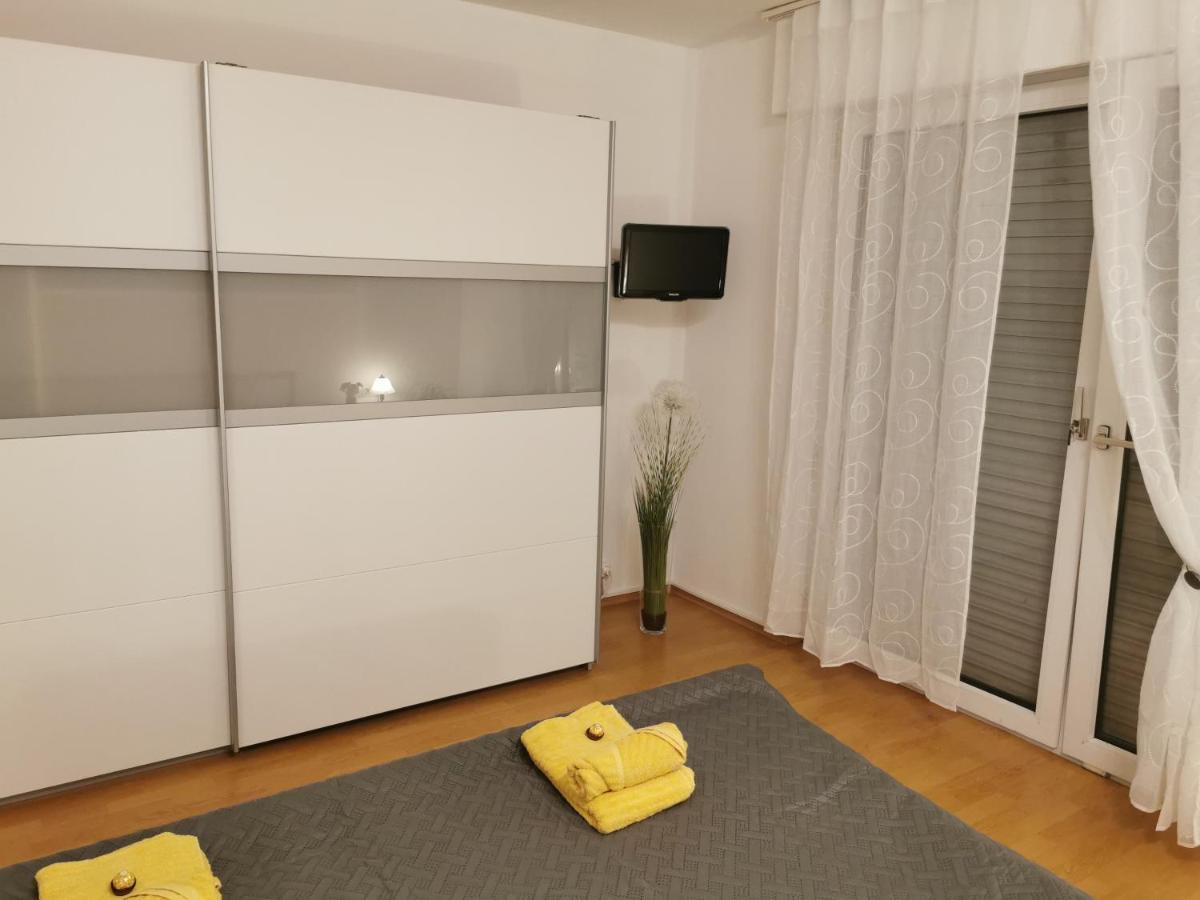 Schoene 3-Zimmer Erdgeschosswohnung Am Bergpark,Unesco,Therme,Train, Wilhelmshoeher Allee 329 카셀 외부 사진